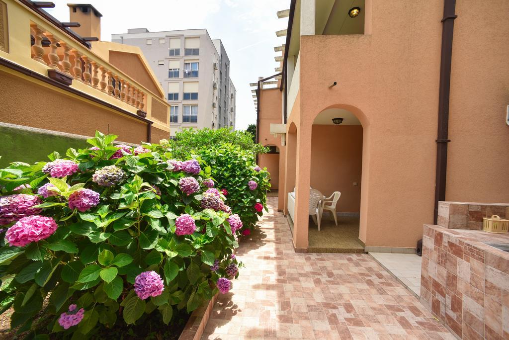 Mg Apartments And Rooms Budva Extérieur photo